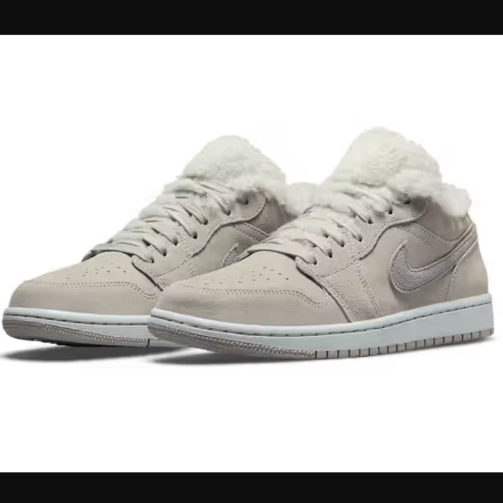 Nike Air Jordan 1 Low Sherpa Fleece Sneakers Size 5